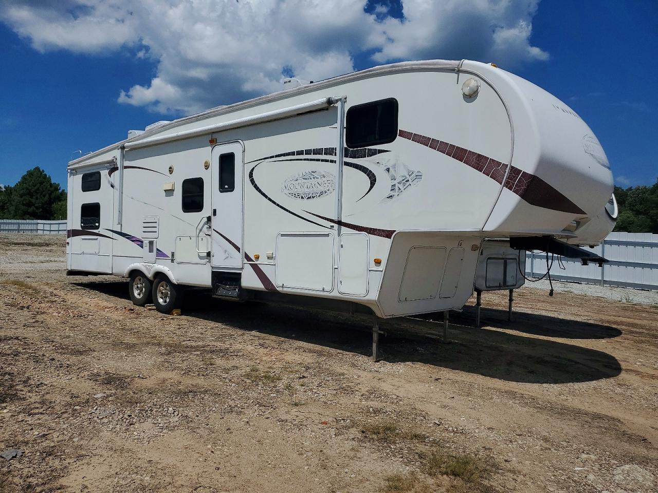 2010 MONTANA TRAILER KEYSTONE  CAMPER | 4YDF34523A4730124 | UPCARS