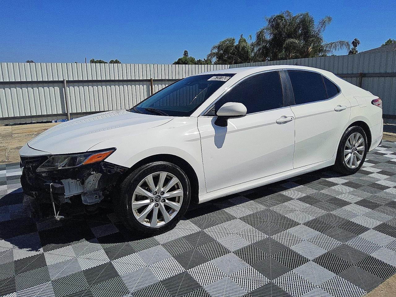 2019 TOYOTA CAMRY LE | 4T1B11HK3KU263107 | UPCARS
