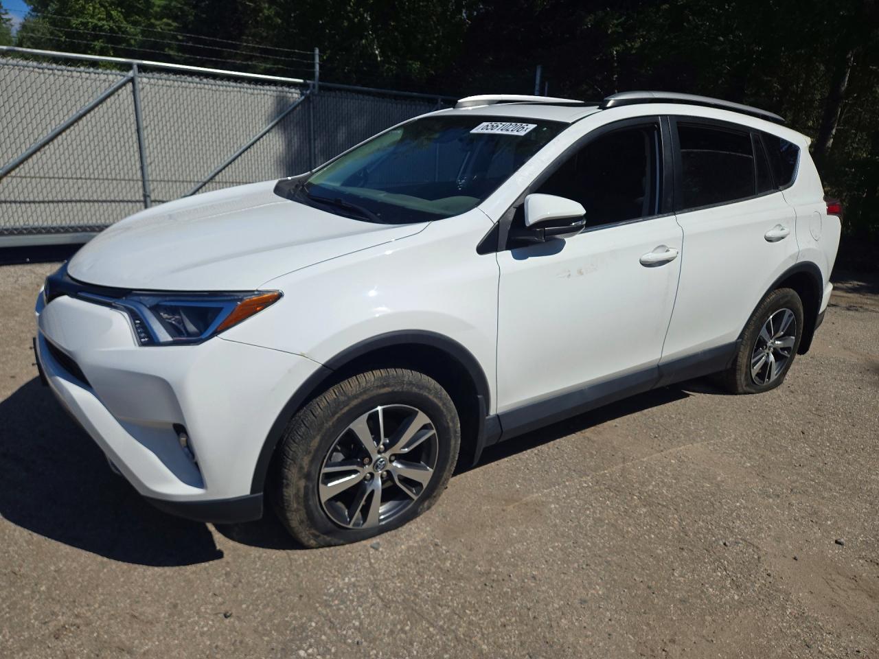 2018 TOYOTA RAV4 XLE | 2T3WFREV3JW411519 | UPCARS