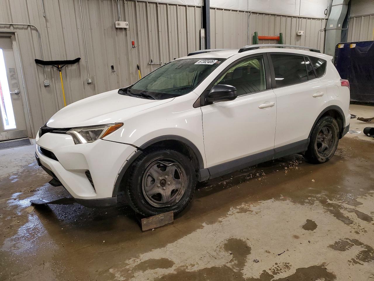 2018 TOYOTA RAV4 LE | JTMBFREV8JJ741296 | UPCARS
