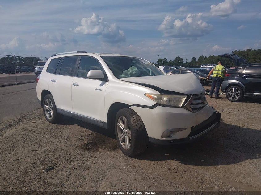 2013 TOYOTA HIGHLANDER LIMITED V6 | 5TDDK3EH3DS273108 | UPCARS
