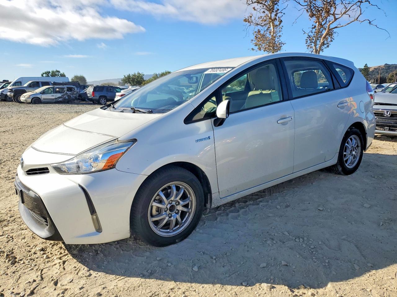 2017 TOYOTA PRIUS V FOUR | JTDZN3EU2HJ056534 | UPCARS