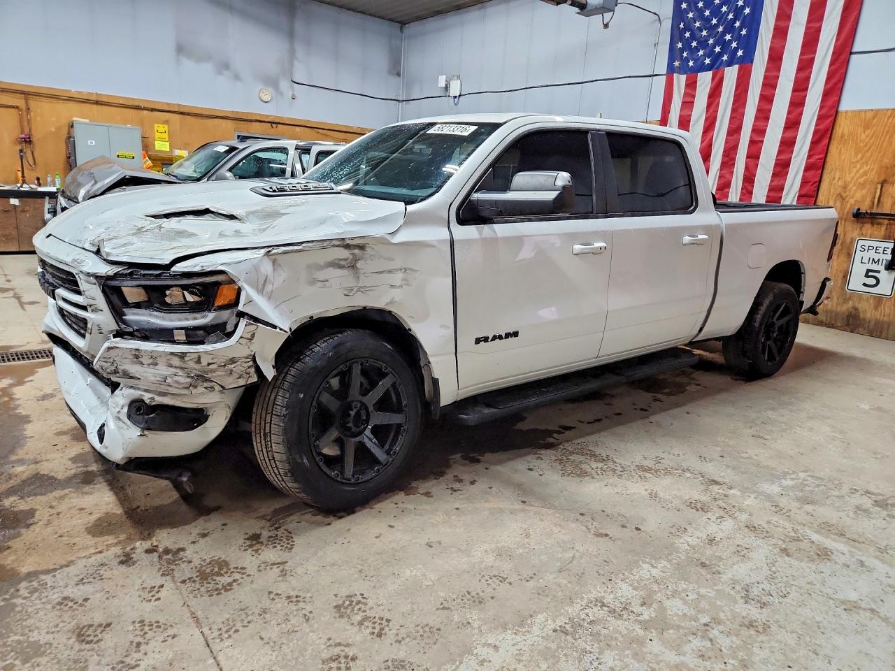 2020 RAM 1500 SPORT | 1C6SRFTTXLN253087 | UPCARS