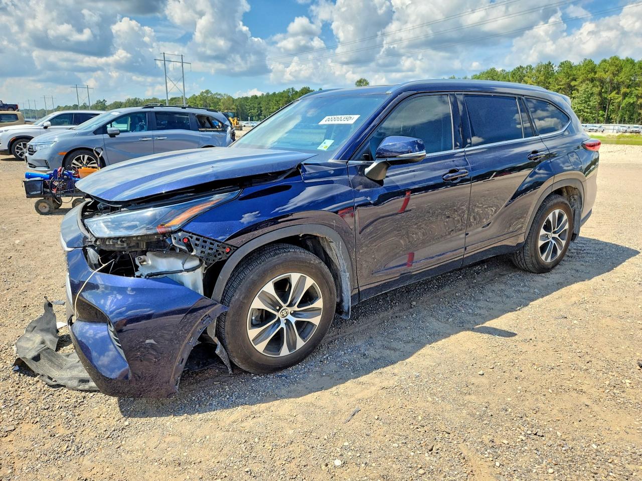 2021 TOYOTA HIGHLANDER XLE | 5TDGZRAH0MS033855 | UPCARS