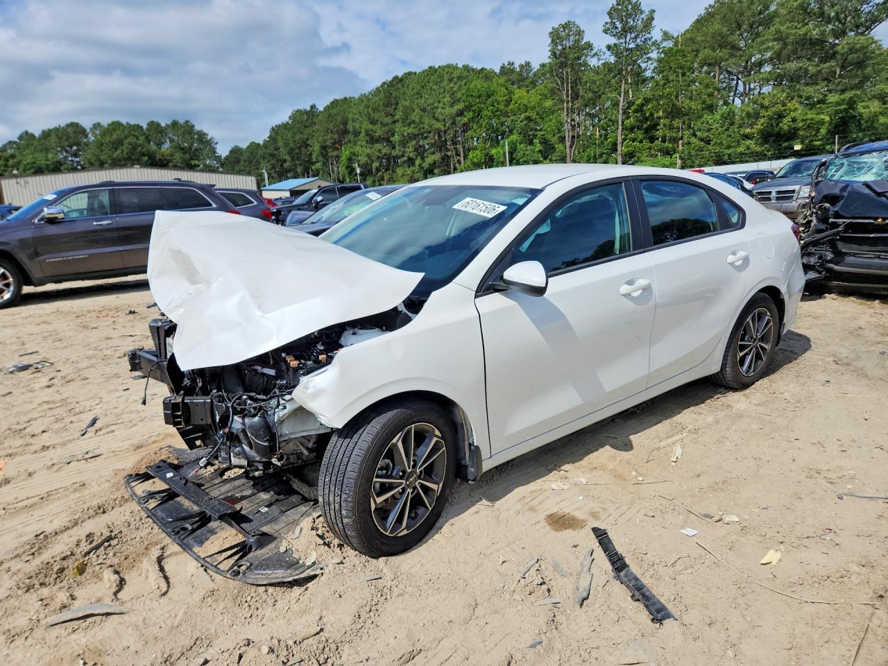 2023 KIA FORTE LXS | 3KPF24AD9PE657443 | UPCARS