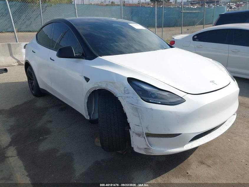 2024 TESLA MODEL Y LONG RANGE SINGLE MOTOR REAR-WHEEL DRIVE/RWD | 7SAYGDED8RF092025 | UPCARS
