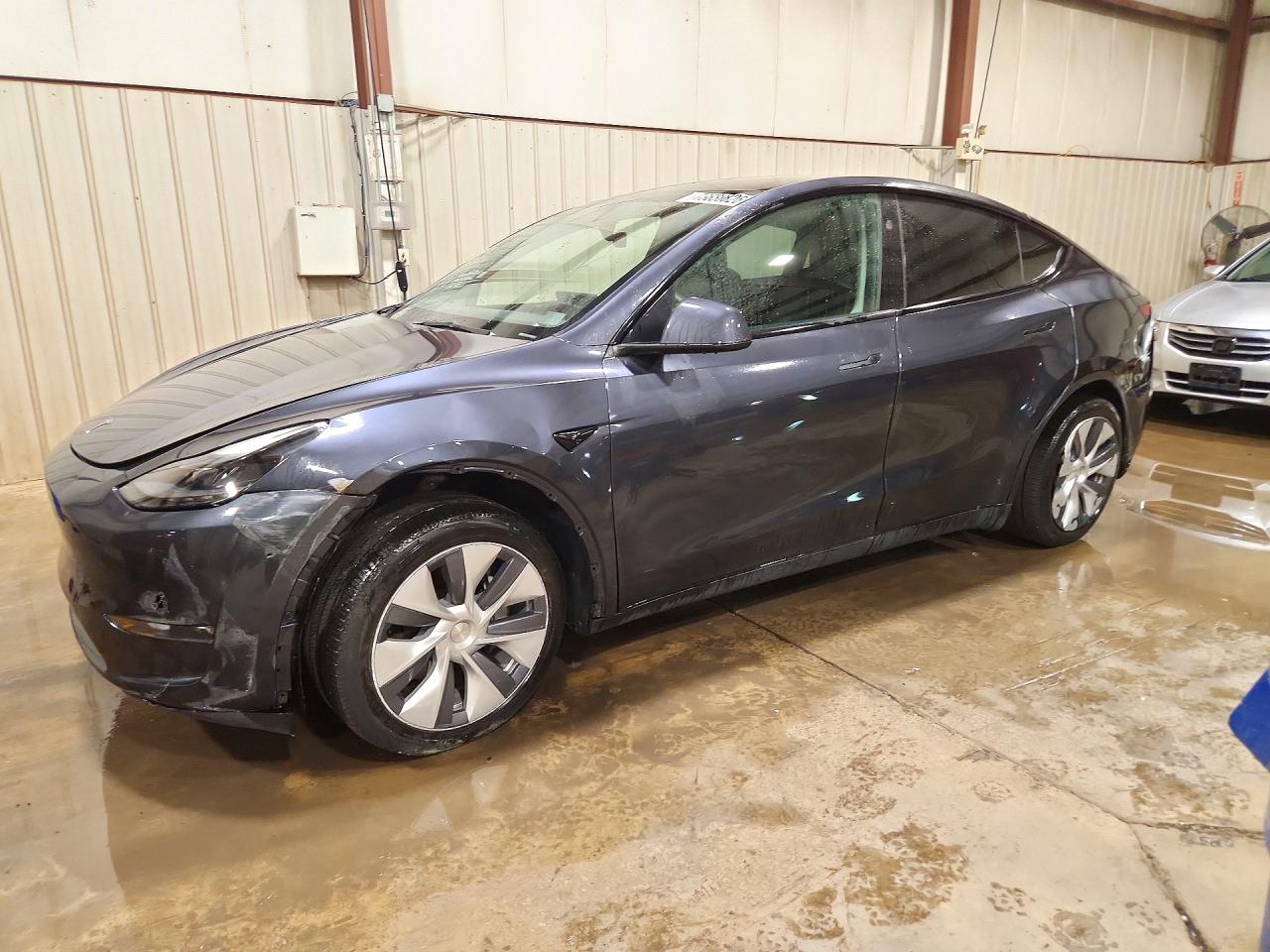 2024 TESLA MODEL Y | 7SAYGDEE1RA254017 | UPCARS