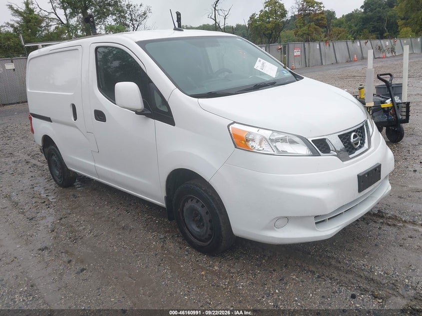 2015 NISSAN NV200 SV | 3N6CM0KN3FK695583 | UPCARS