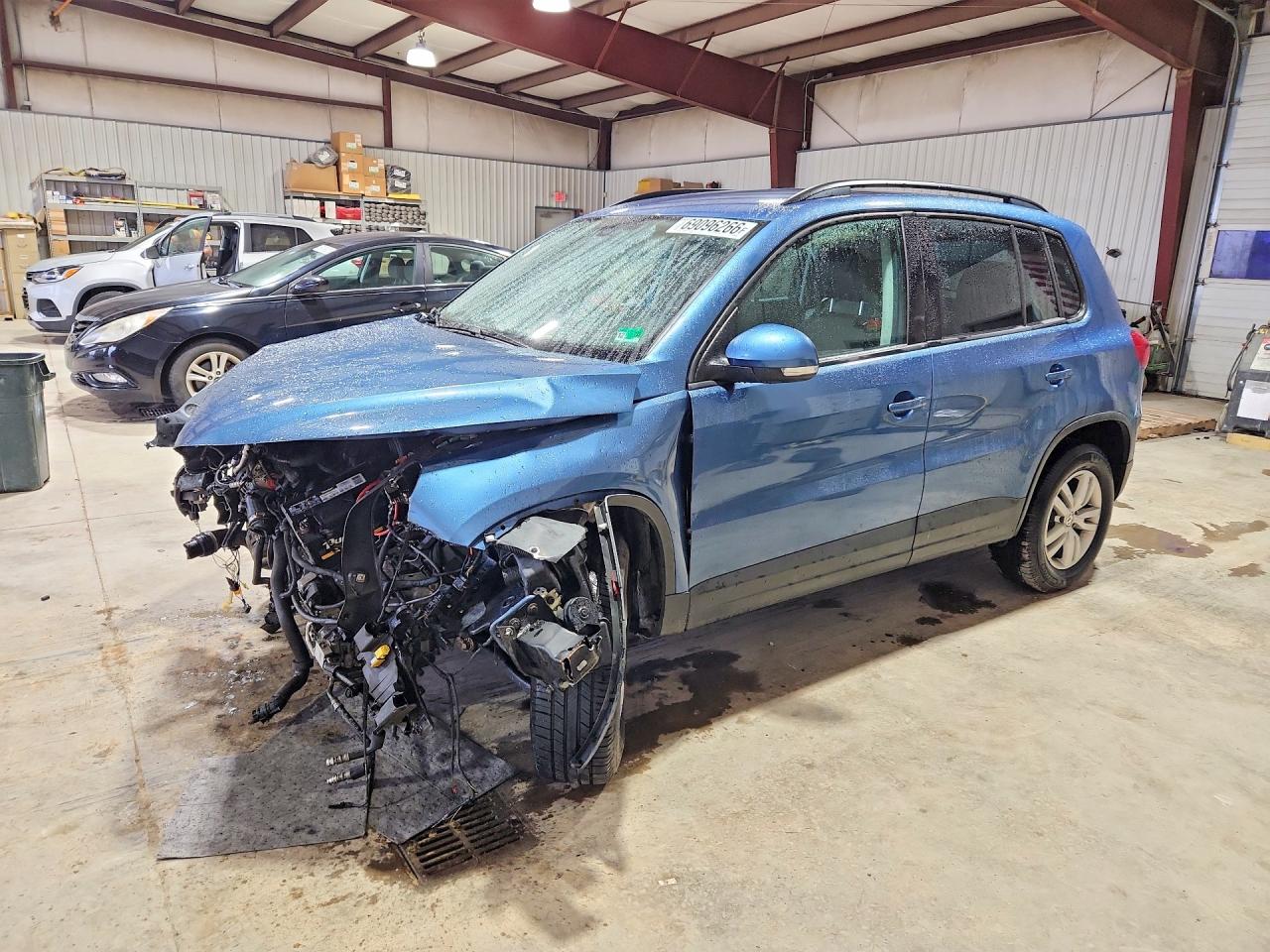 2017 VOLKSWAGEN TIGUAN S | WVGAV7AX9HK009995 | UPCARS