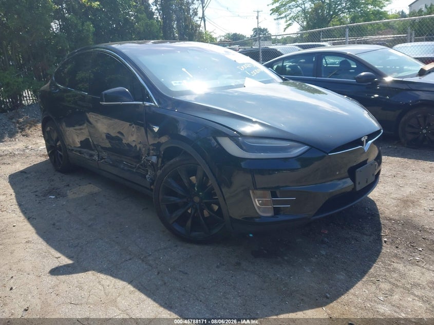 2018 TESLA MODEL X 100D/75D/P100D | 5YJXCBE23JF090422 | UPCARS