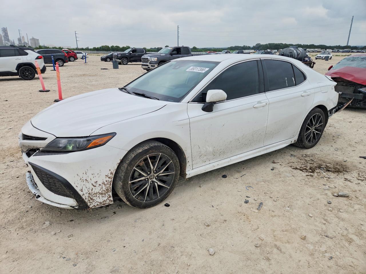 2024 TOYOTA CAMRY SE | 4T1G11AK1RU886140 | UPCARS