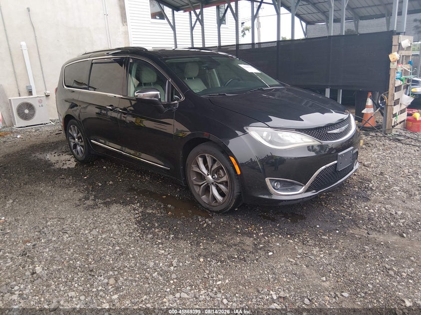 2017 CHRYSLER PACIFICA LIMITED | 2C4RC1GGXHR527956 | UPCARS
