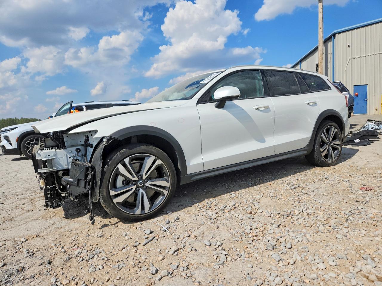 2024 VOLVO V60 PLUS | YV4L12WY0R2139966 | UPCARS