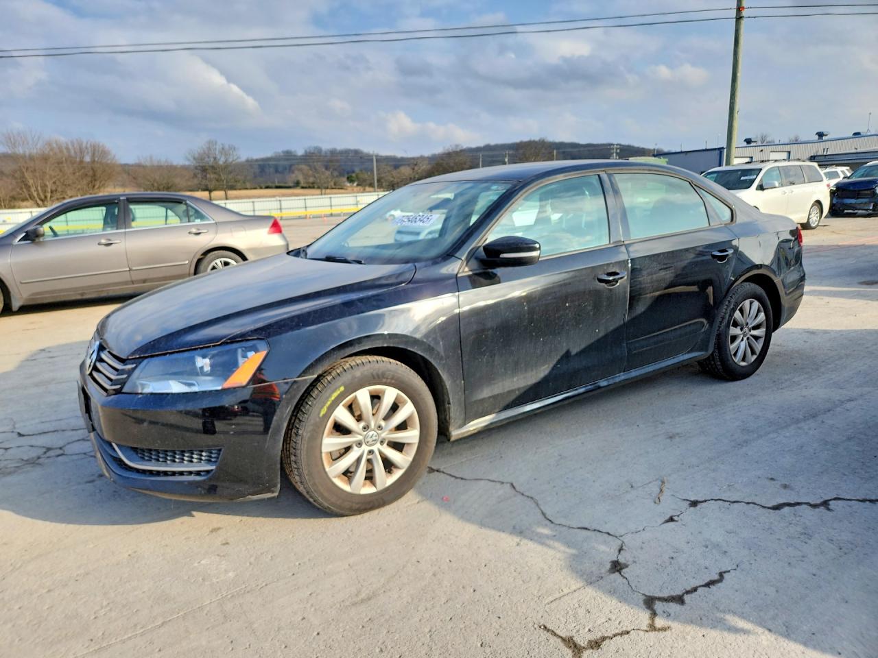 2013 VOLKSWAGEN PASSAT S | 1VWAP7A38DC145726 | UPCARS