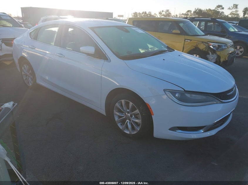 2015 CHRYSLER 200 C | 1C3CCCCG3FN585946 | UPCARS