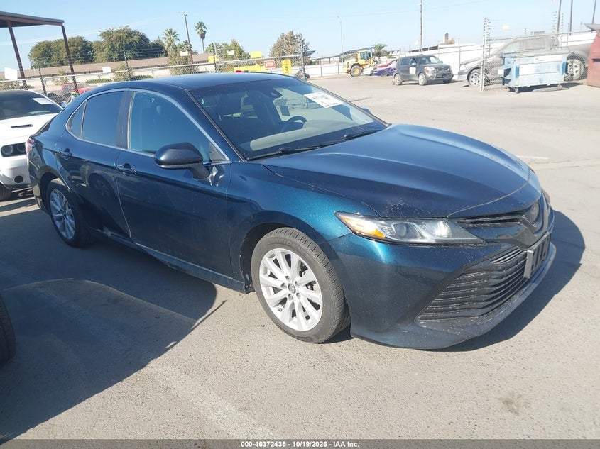 2019 TOYOTA CAMRY LE | 4T1B11HK8KU737861 | UPCARS
