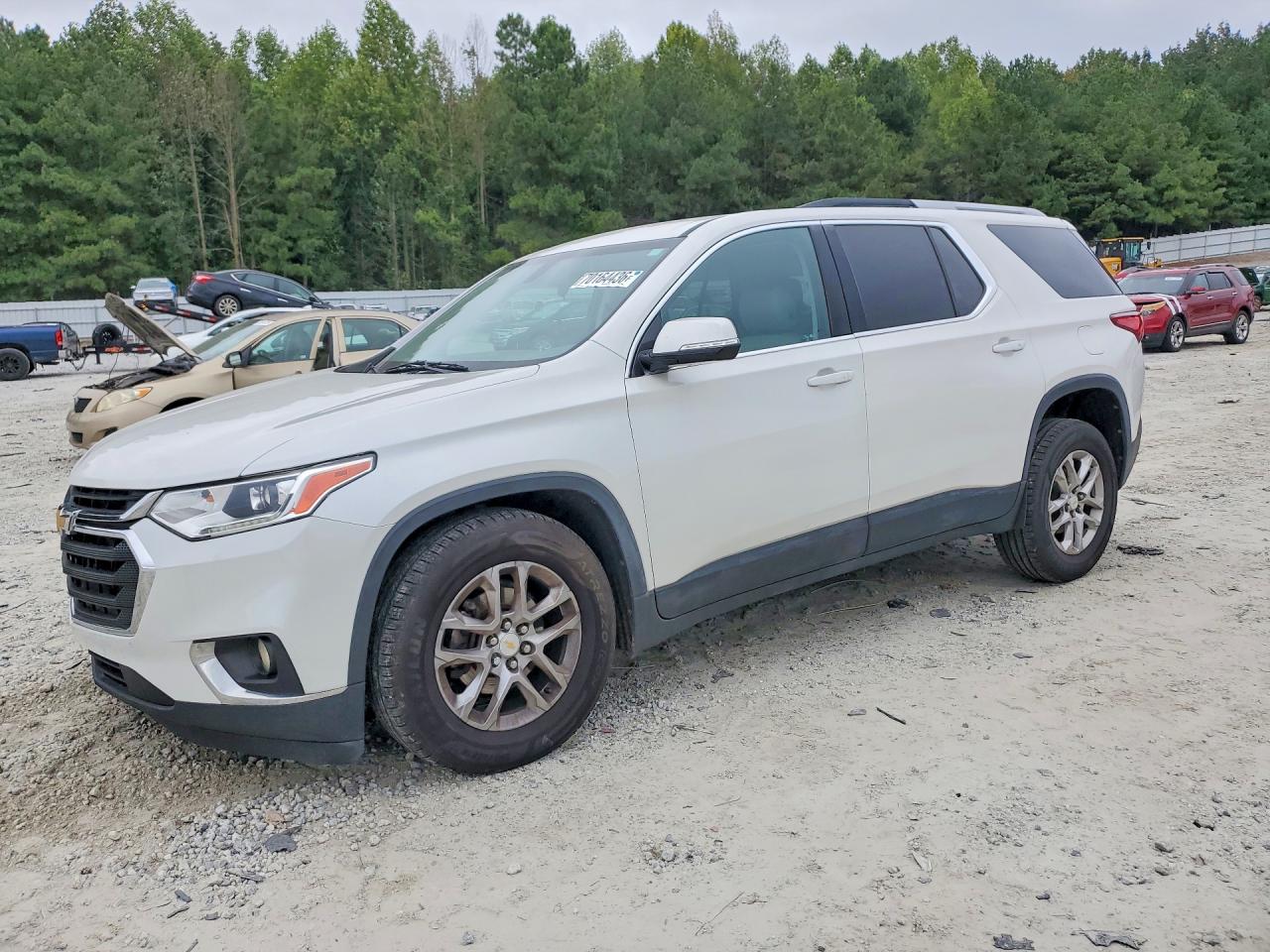 2018 CHEVROLET TRAVERSE LT | 1GNERGKW5JJ127688 | UPCARS