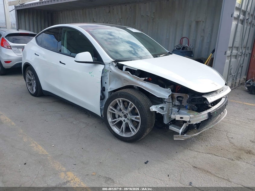 2024 TESLA MODEL Y LONG RANGE DUAL MOTOR ALL-WHEEL DRIVE | 7SAYGAEE8RF057489 | UPCARS