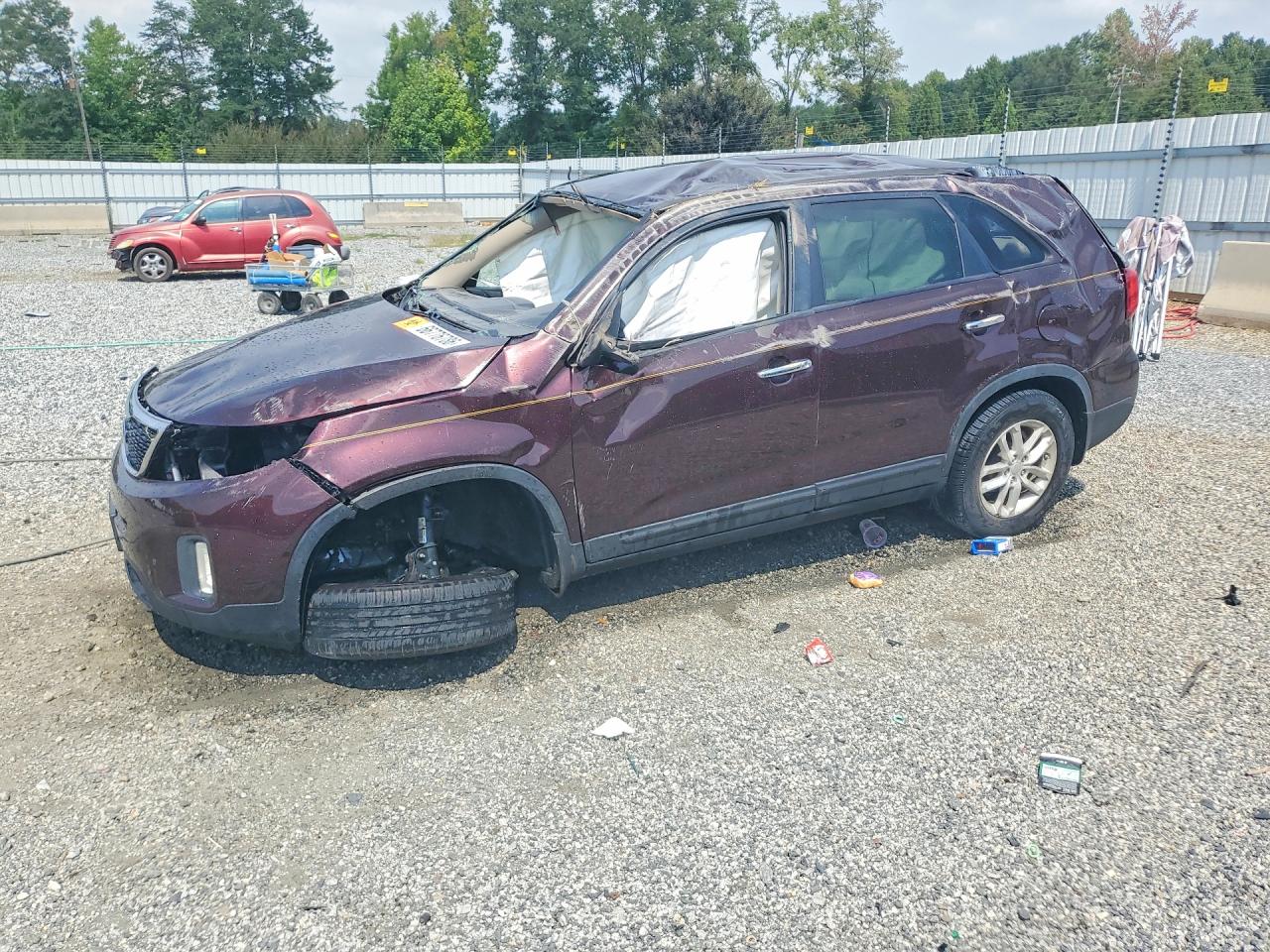 2015 KIA SORENTO LX | 5XYKT3A64FG633088 | UPCARS