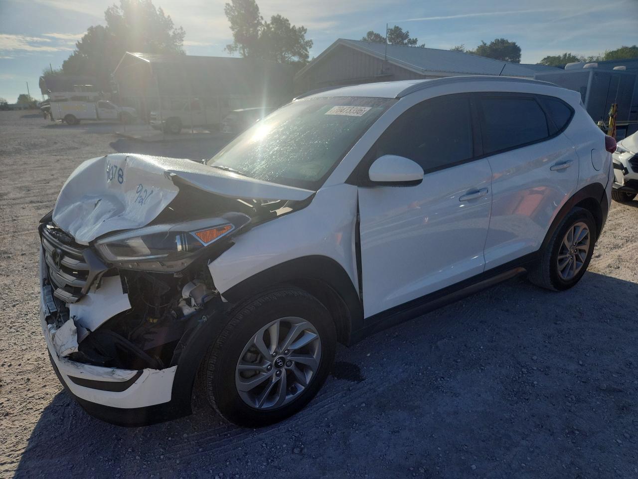 2016 HYUNDAI TUCSON SE | KM8J33A4XGU194078 | UPCARS