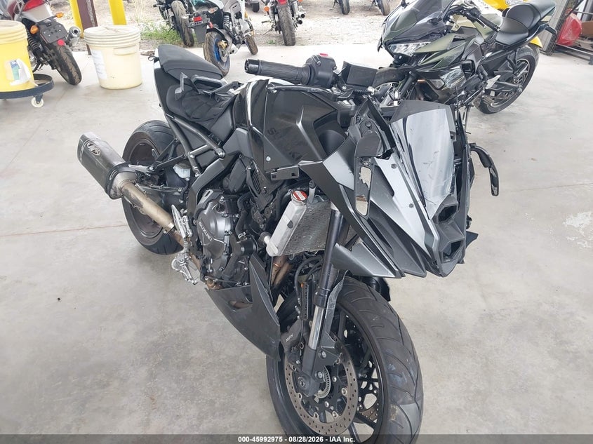 2025 SUZUKI GSX800 F | JS1EM13BXS7101807 | UPCARS