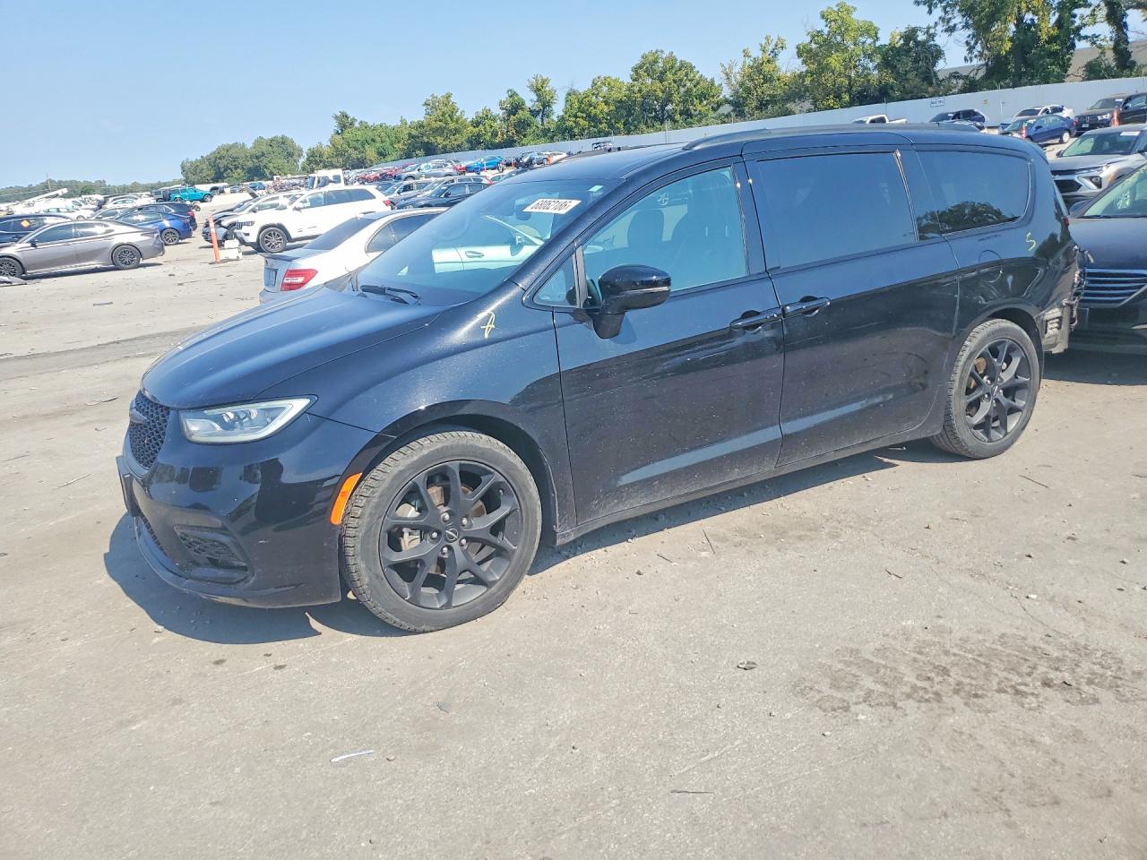 2024 CHRYSLER PACIFICA LIMITED | 2C4RC1GG9RR166141 | UPCARS
