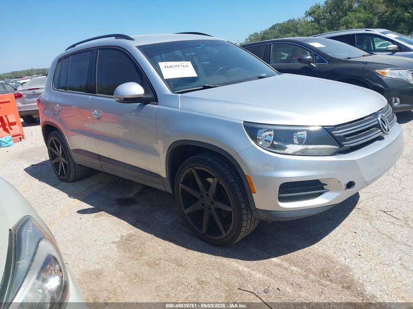 2017 VOLKSWAGEN TIGUAN 2.0T/2.0T S | WVGAV7AX3HK038943 | UPCARS