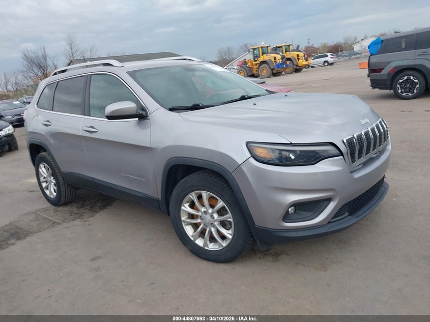 2019 JEEP CHEROKEE LATITUDE 4X4 | 1C4PJMCX9KD122556 | UPCARS