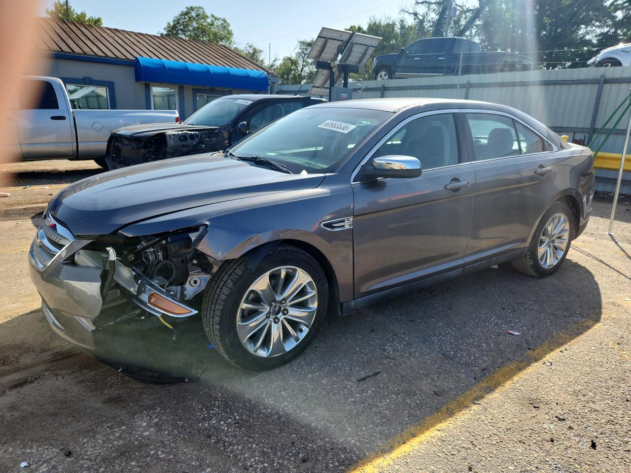 2011 FORD TAURUS LIMITED | 1FAHP2FW2BG110991 | UPCARS