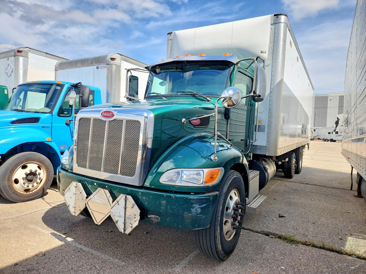 2020 PTRB ALL OTHER PETERBILT  BOX TRUCK | 2NP3KM8X9LM668721 | UPCARS