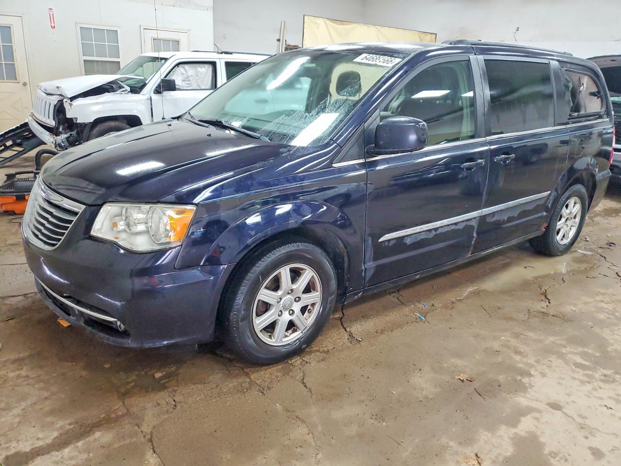 2011 CHRYSLER MINIVAN TOURING | 2A4RR5DG4BR633721 | UPCARS