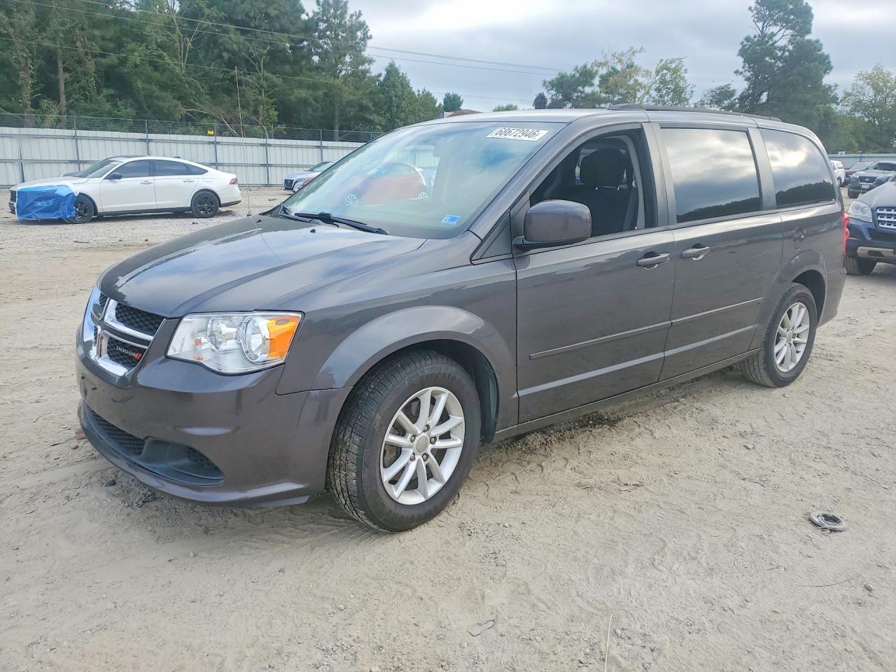 2016 DODGE CARAVAN SXT | 2C4RDGCG2GR379287 | UPCARS