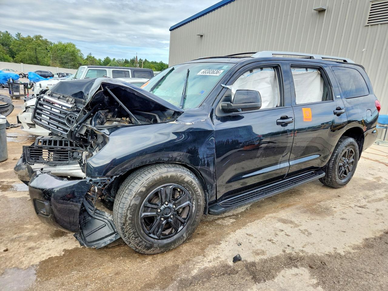 2018 TOYOTA SEQUOIA SR5 | 5TDBY5G15JS162640 | UPCARS