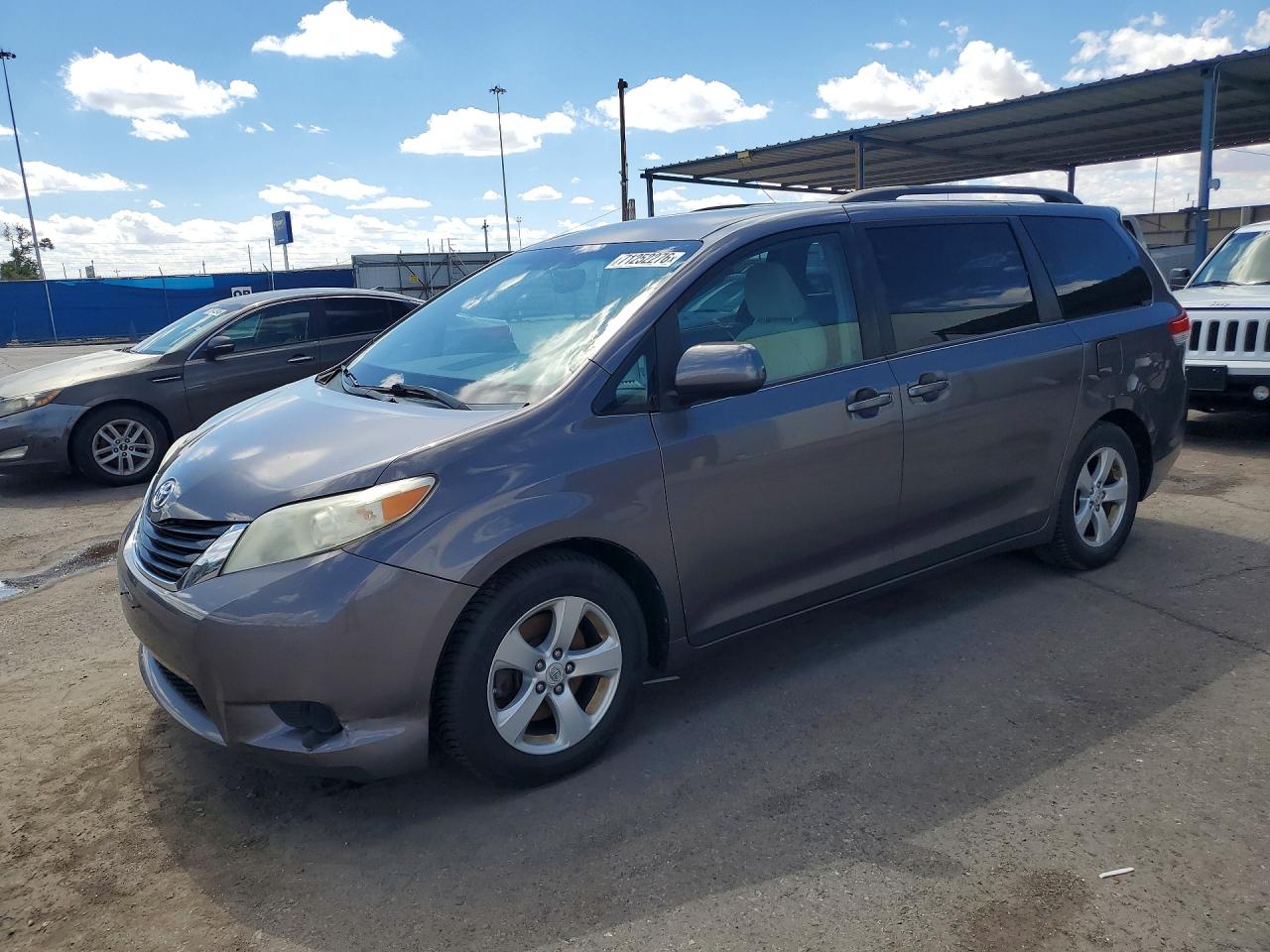 2011 TOYOTA SIENNA LE | 5TDKK3DC0BS037624 | UPCARS