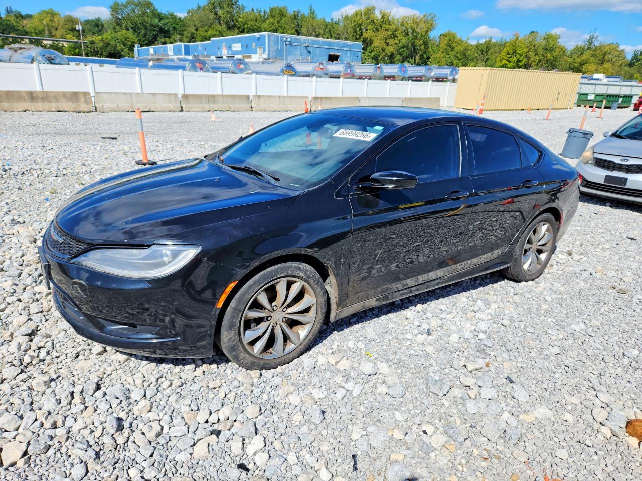 2015 CHRYSLER 200 S | 1C3CCCBB2FN757132 | UPCARS