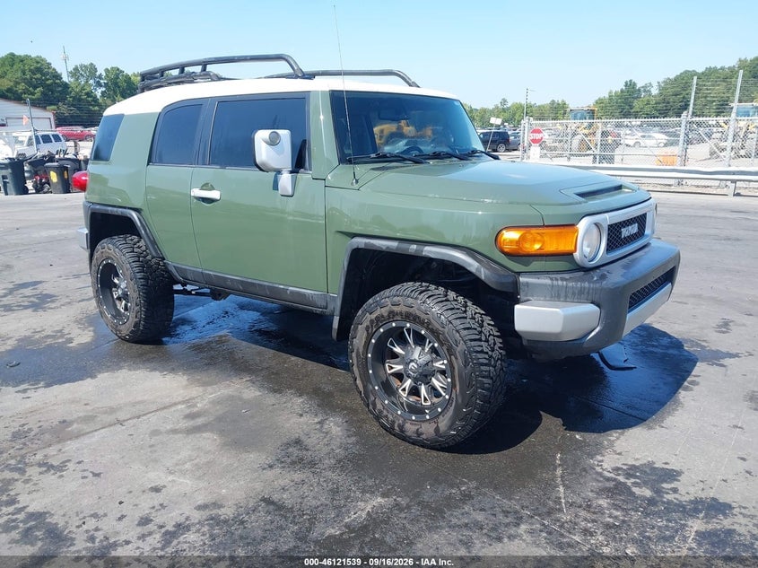 2012 TOYOTA FJ CRUISER | JTEBU4BF3CK131398 | UPCARS