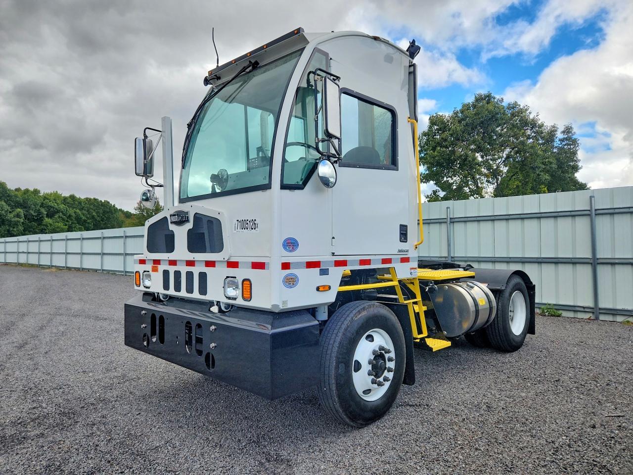 2026 AUTOCAR ALL OTHER XSPOTTER YARD TRUCK | 5V4H4LF2XTH253722 | UPCARS