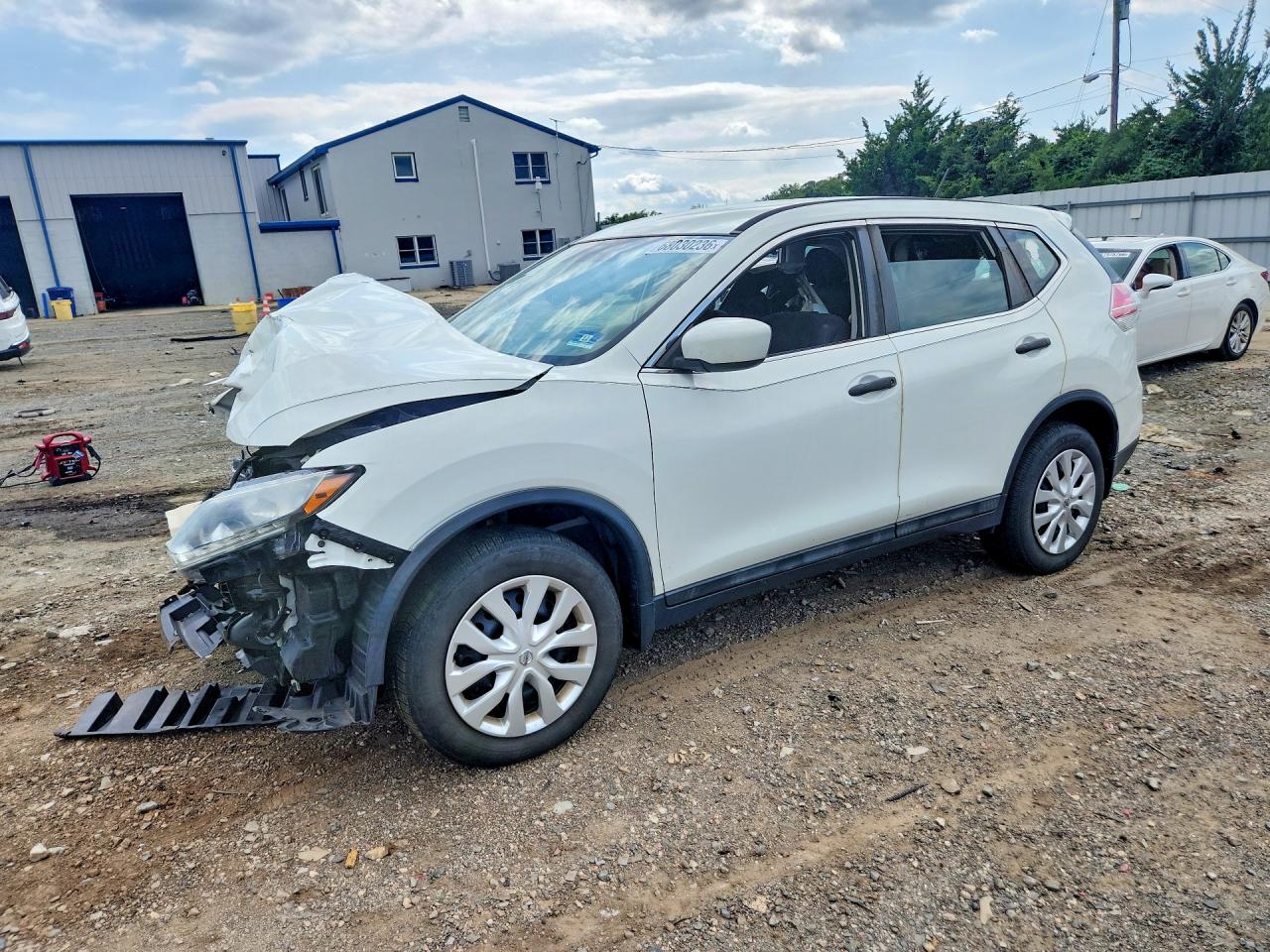 2016 NISSAN ROGUE S | 5N1AT2MV5GC920644 | UPCARS