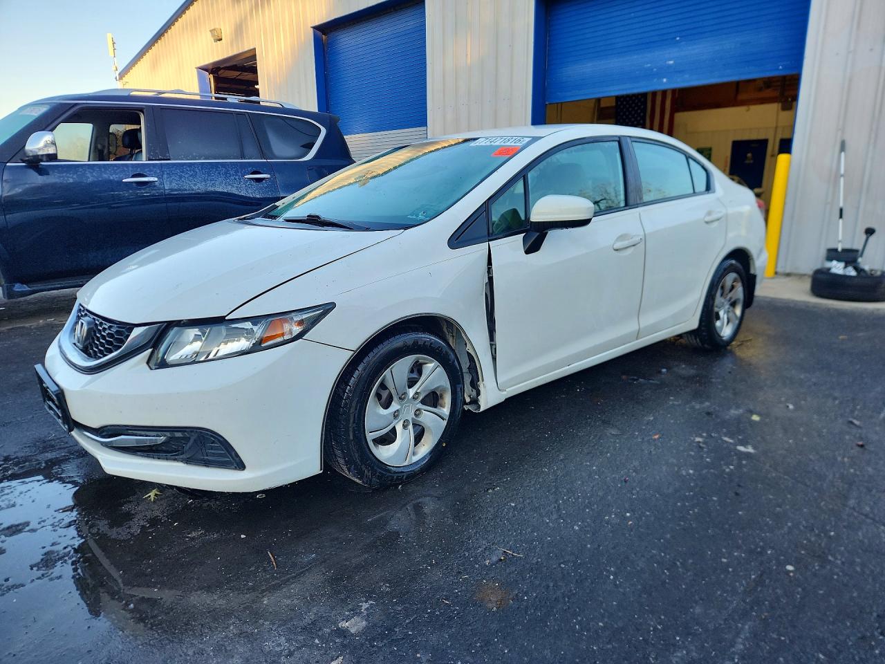 2014 HONDA CIVIC LX | 19XFB2F55EE259942 | UPCARS