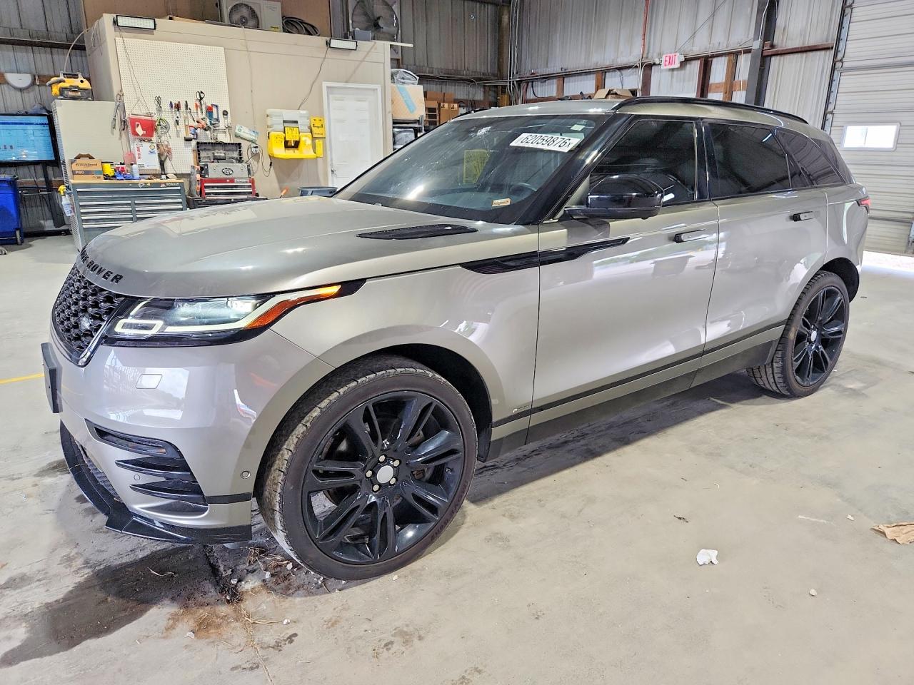 2018 LAND ROVER RANGEROVE R-DYNAMIC HSE | SALYM2RV8JA762546 | UPCARS