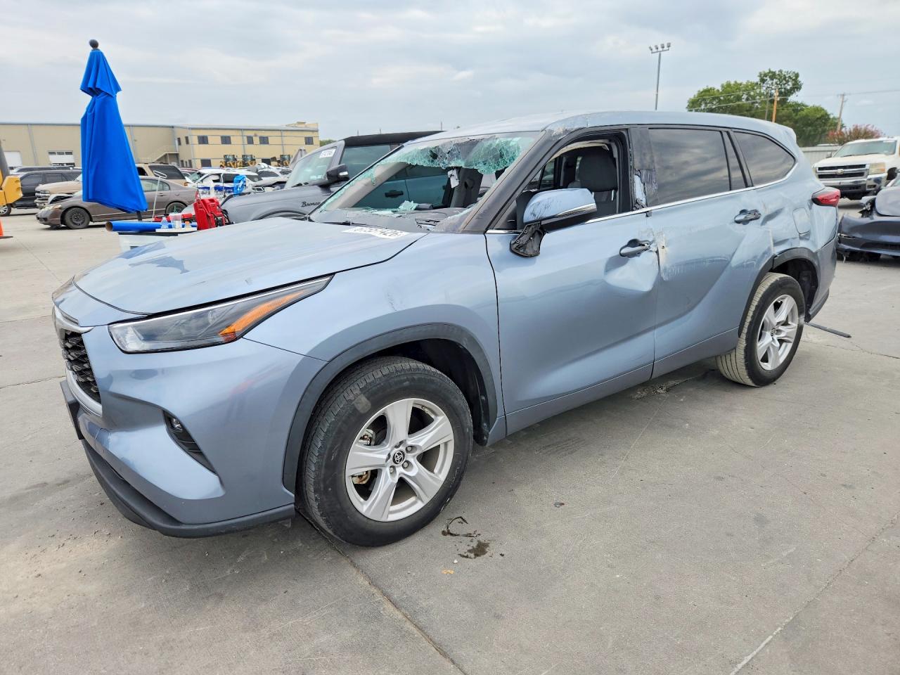 2022 TOYOTA HIGHLANDER LE | 5TDZZRAHXNS132127 | UPCARS