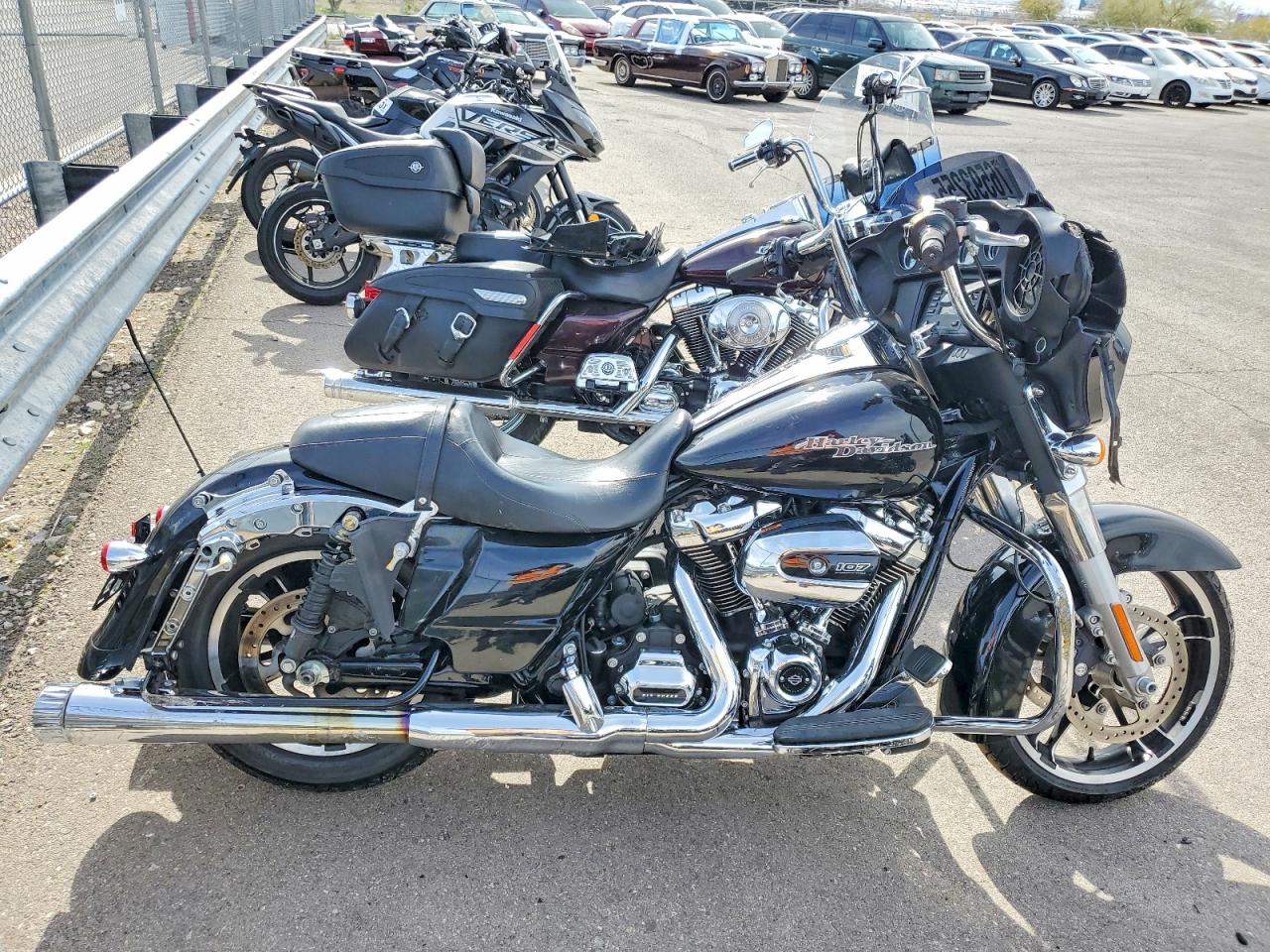 2017 HARLEY-DAVIDSON FL STREET GLIDE | 1HD1KBC33HB668213 | UPCARS