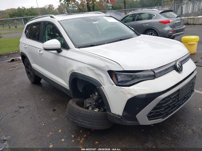 2025 VOLKSWAGEN TAOS 1.5T SEL | 3VV4C7B24SM023895 | UPCARS