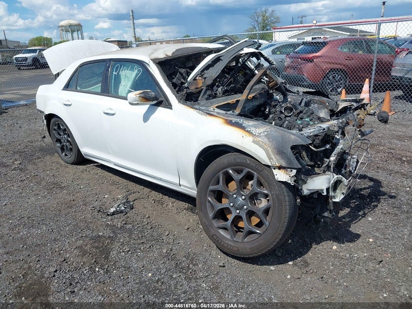 2022 CHRYSLER 300 TOURING L AWD | 2C3CCASG8NH203925 | UPCARS