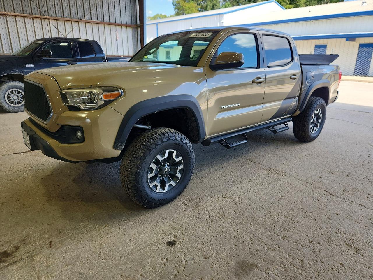 2017 TOYOTA TACOMA TRD OFF-ROAD | 5TFAZ5CNXHX042872 | UPCARS
