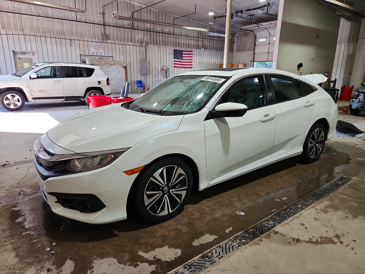2017 HONDA CIVIC EX | 19XFC1F34HE205459 | UPCARS