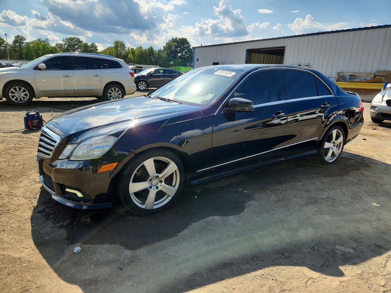 2011 MERCEDES-BENZ E-CLASS 350 | WDDHF5GB1BA516795 | UPCARS