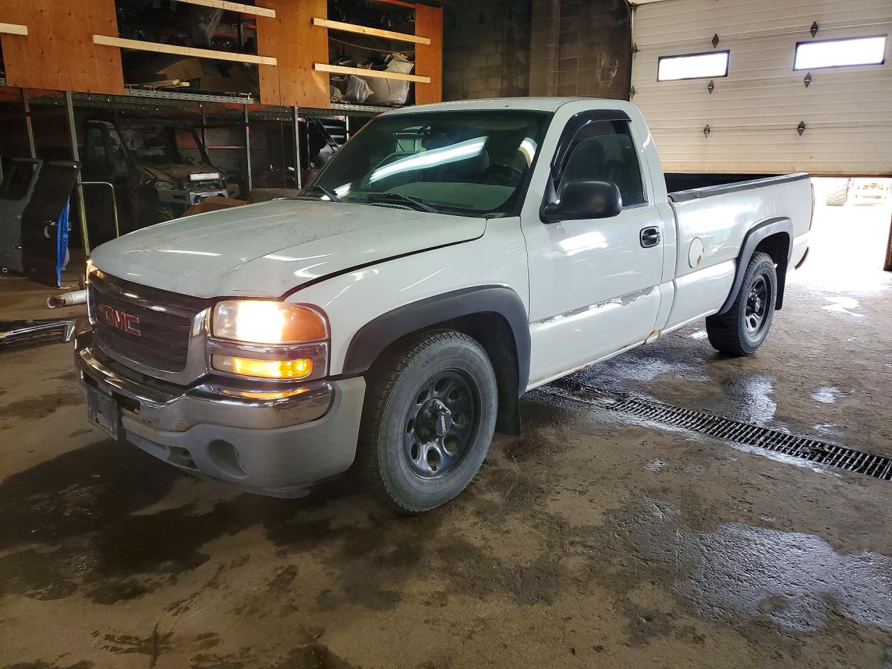 2006 GMC SIERRA C1500 | 3GTEC14X36G198734 | UPCARS