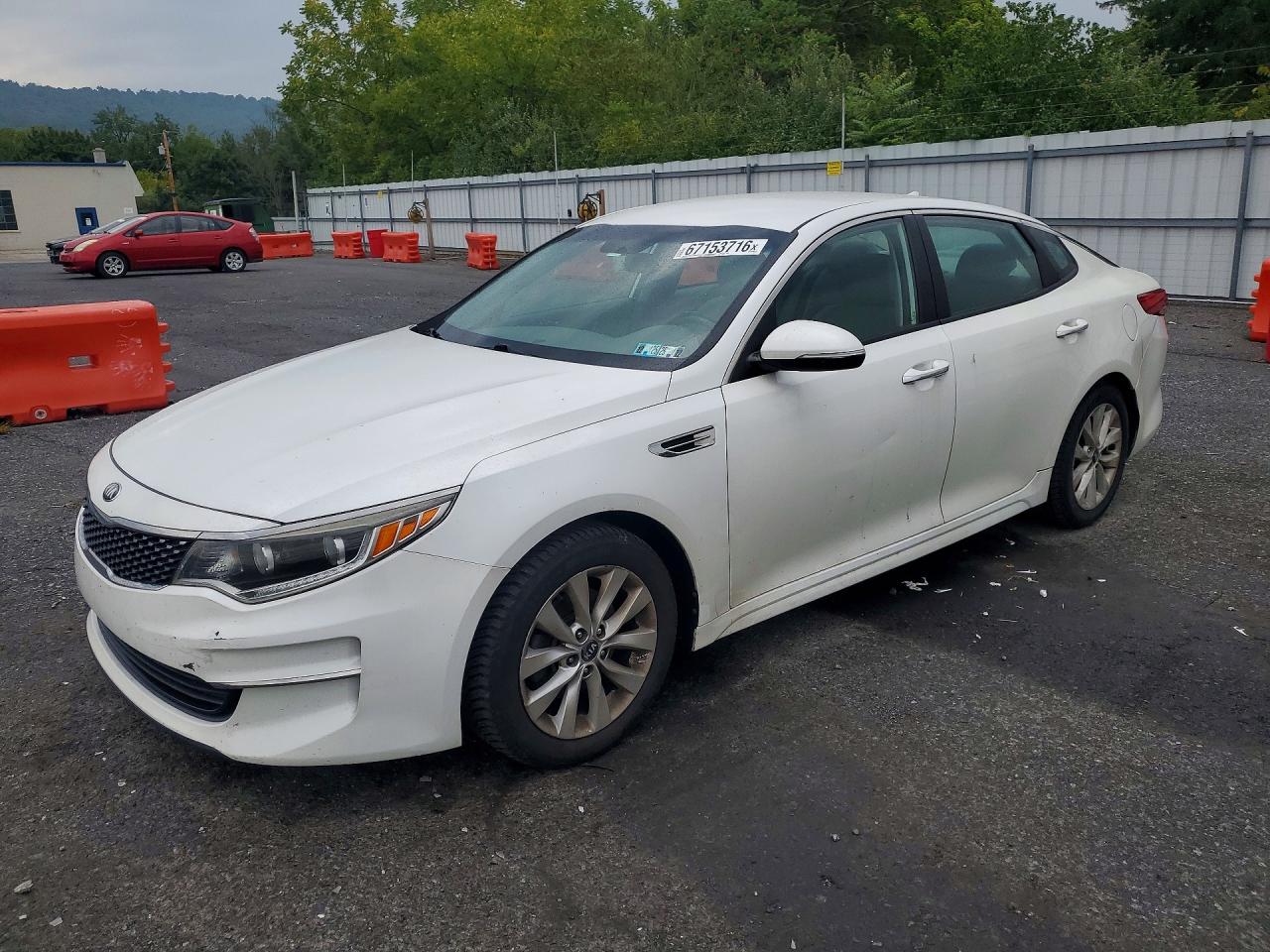 2016 KIA OPTIMA EX | 5XXGU4L39GG078009 | UPCARS
