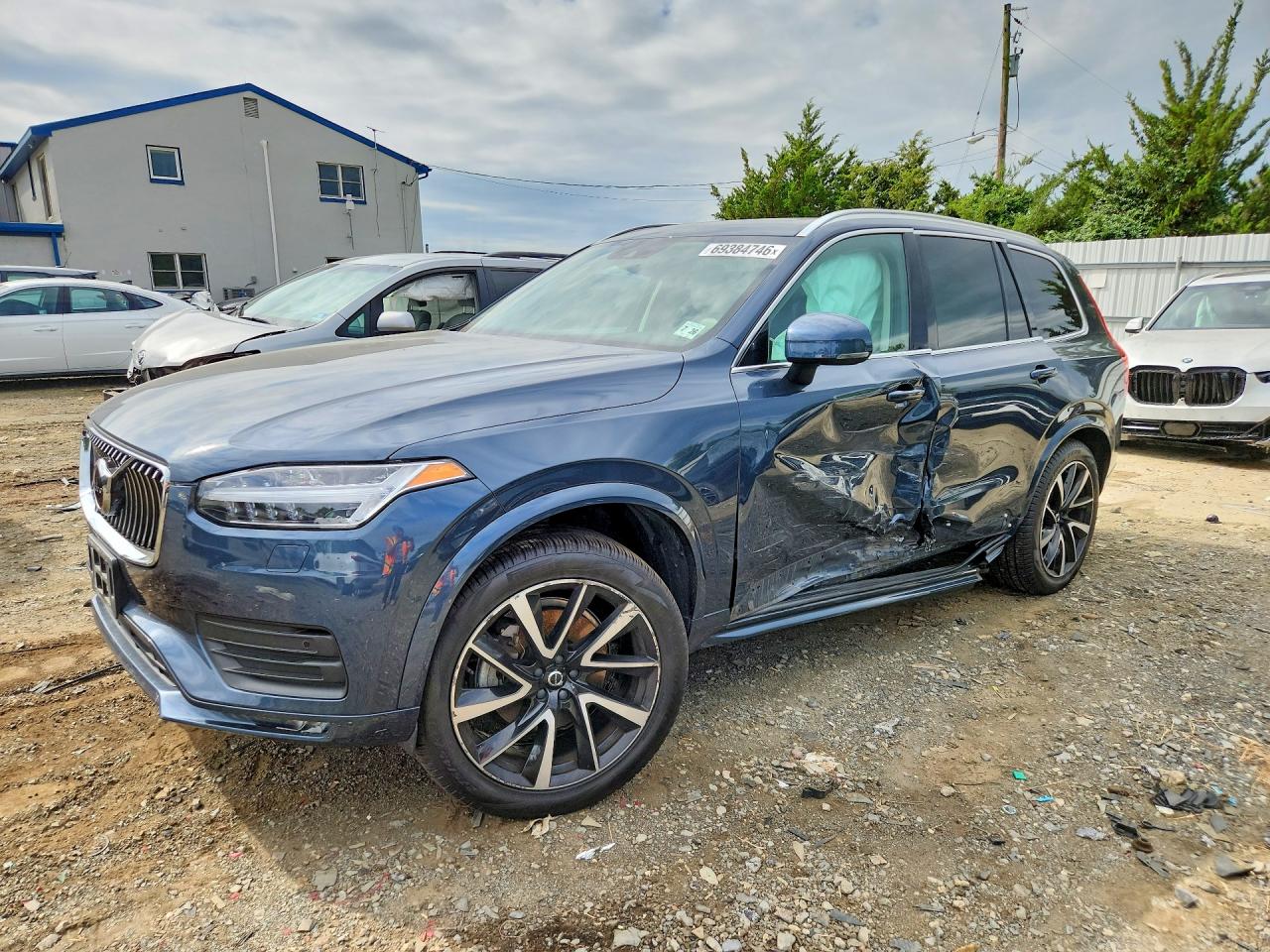 2021 VOLVO XC90 T6 MOMENTUM | YV4A22PK7M1715663 | UPCARS